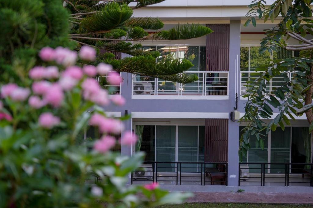 Breeze Hill Resort Khao Kho Exterior photo