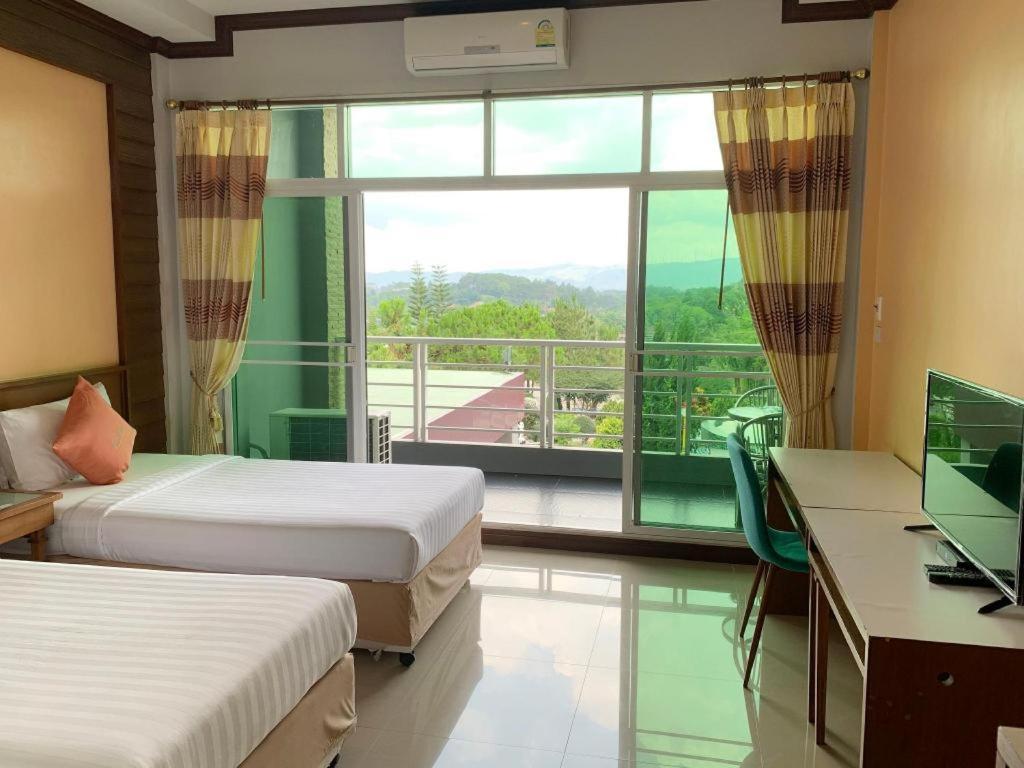 Breeze Hill Resort Khao Kho Exterior photo