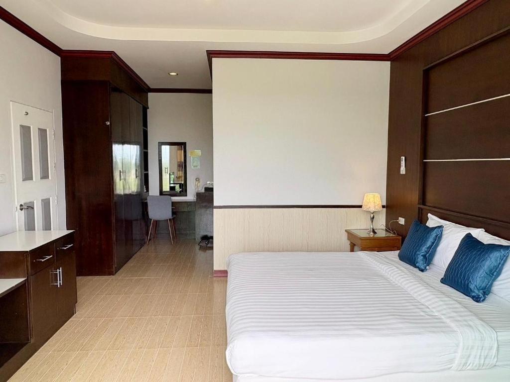 Breeze Hill Resort Khao Kho Exterior photo